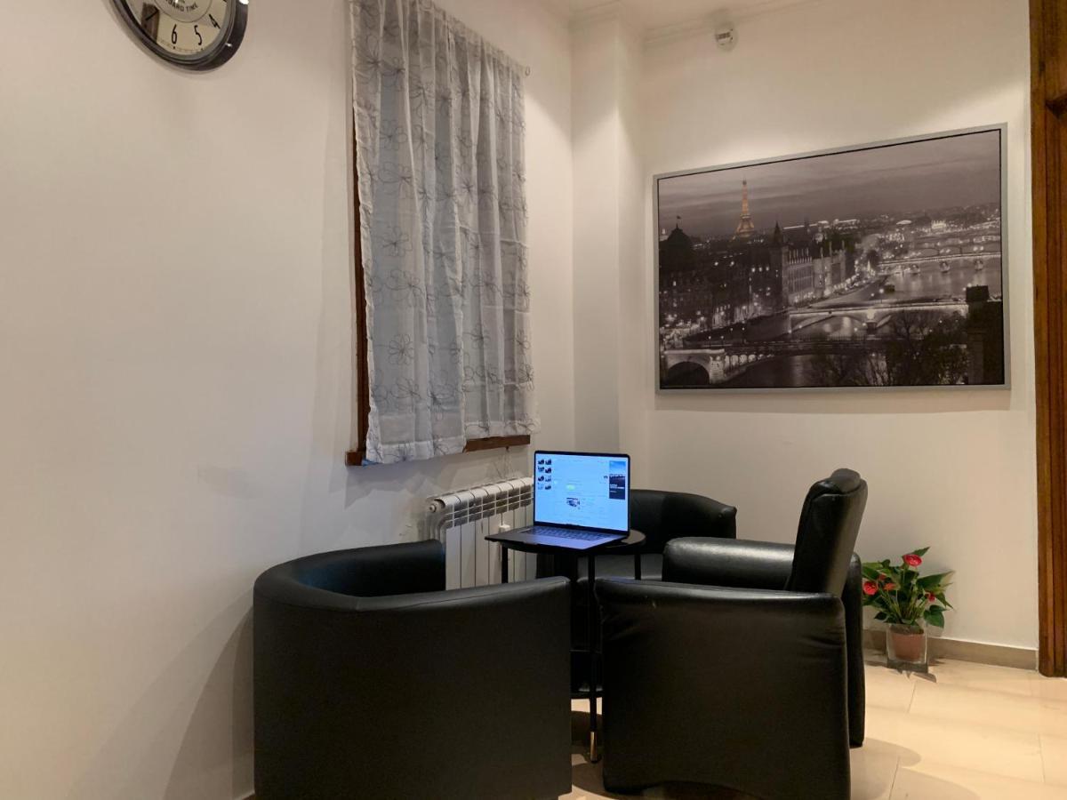 Bella Roma - Ee Hotel Екстериор снимка