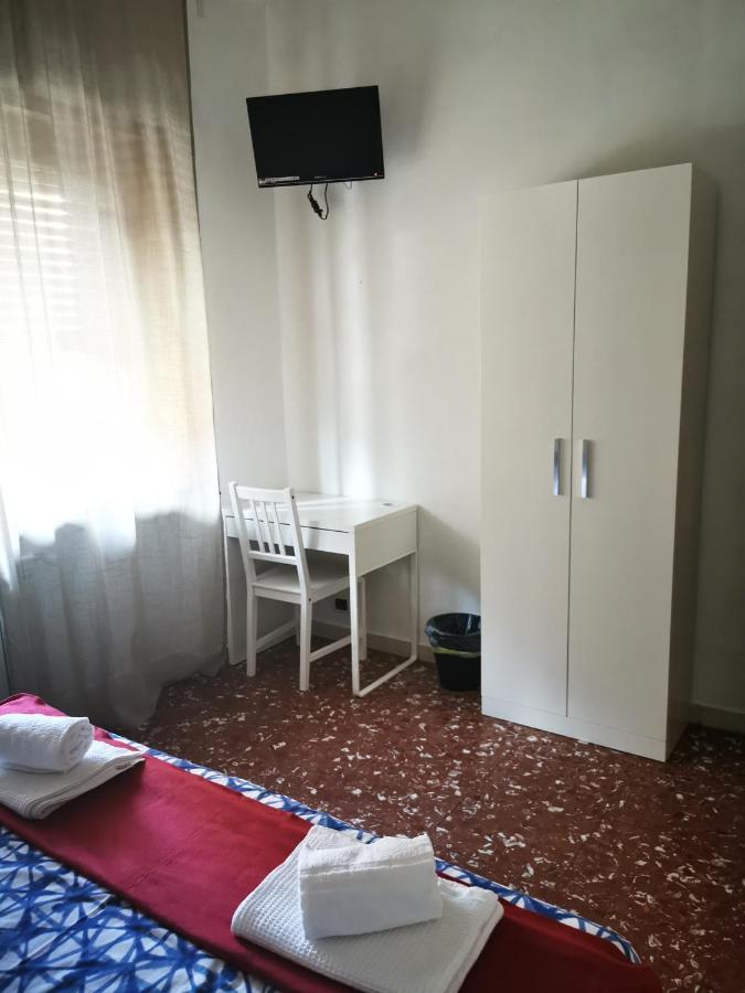 Bella Roma - Ee Hotel Екстериор снимка