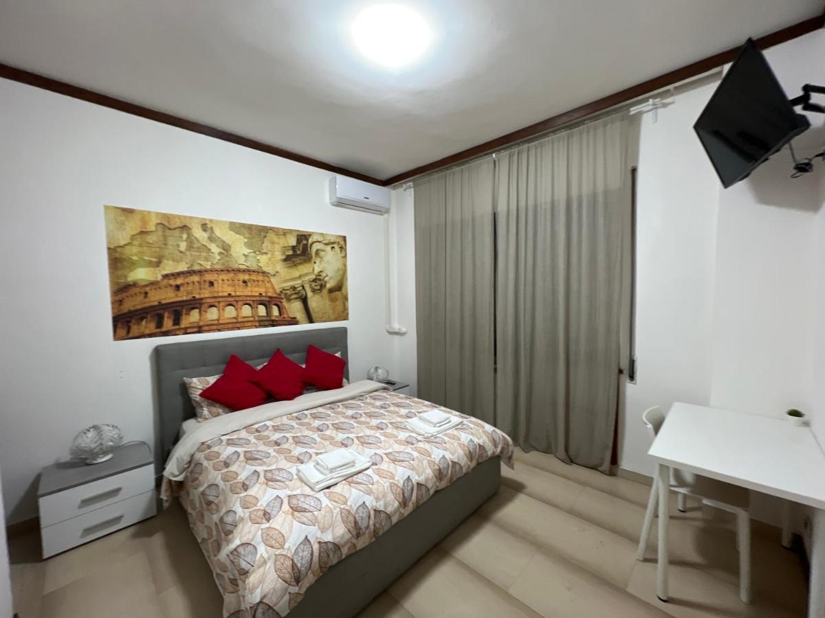 Bella Roma - Ee Hotel Екстериор снимка