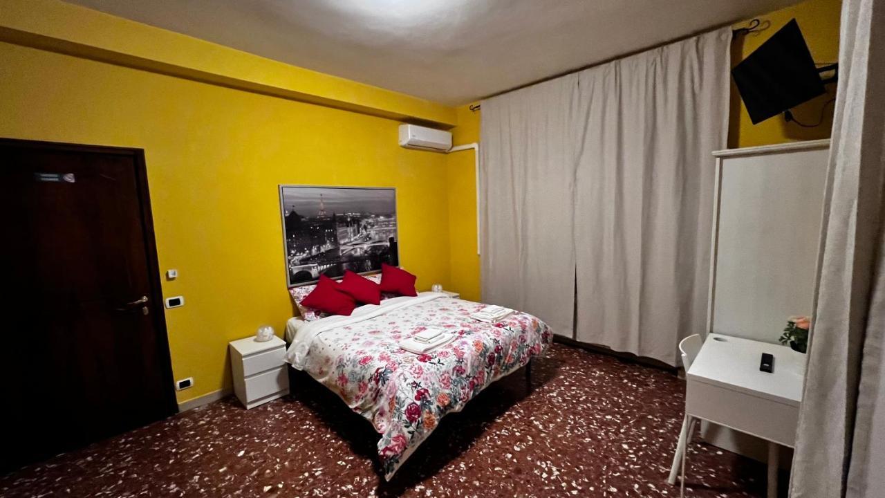 Bella Roma - Ee Hotel Екстериор снимка