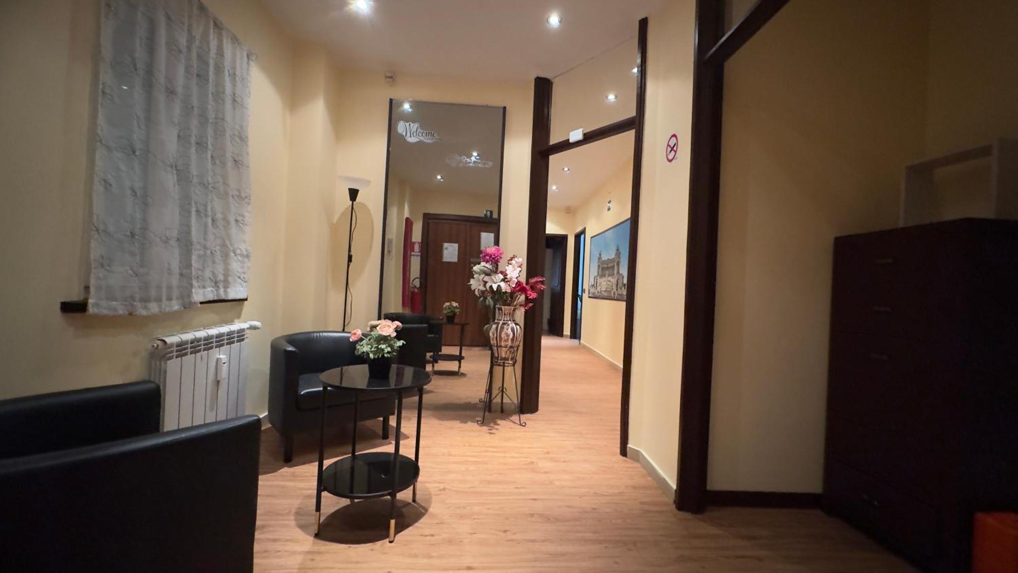 Bella Roma - Ee Hotel Екстериор снимка