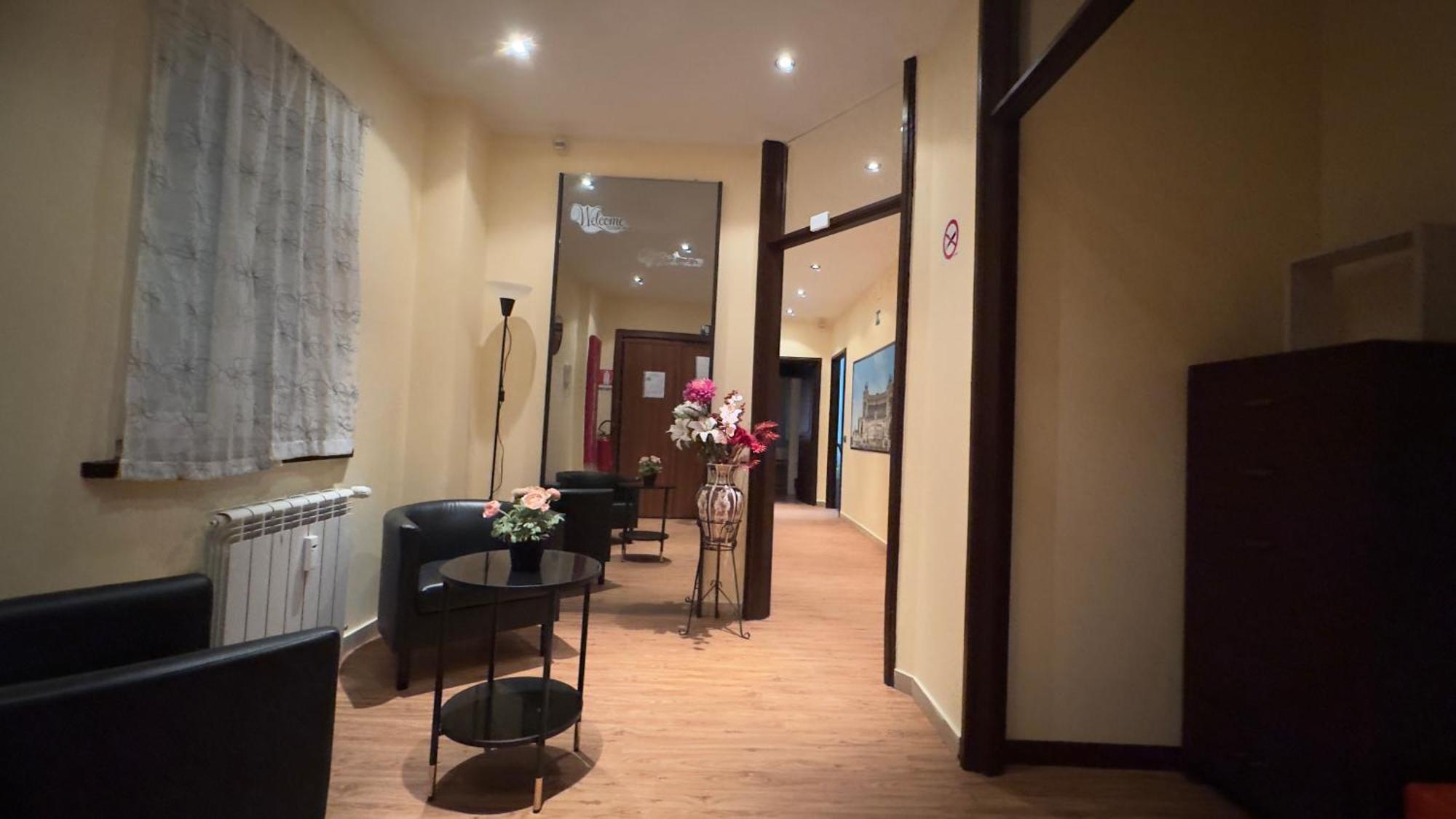Bella Roma - Ee Hotel Екстериор снимка